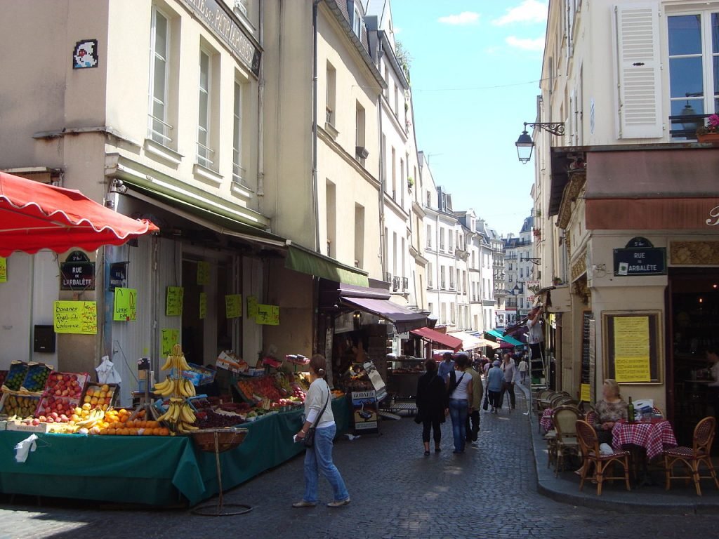 La rue Mouffetard à Paris
