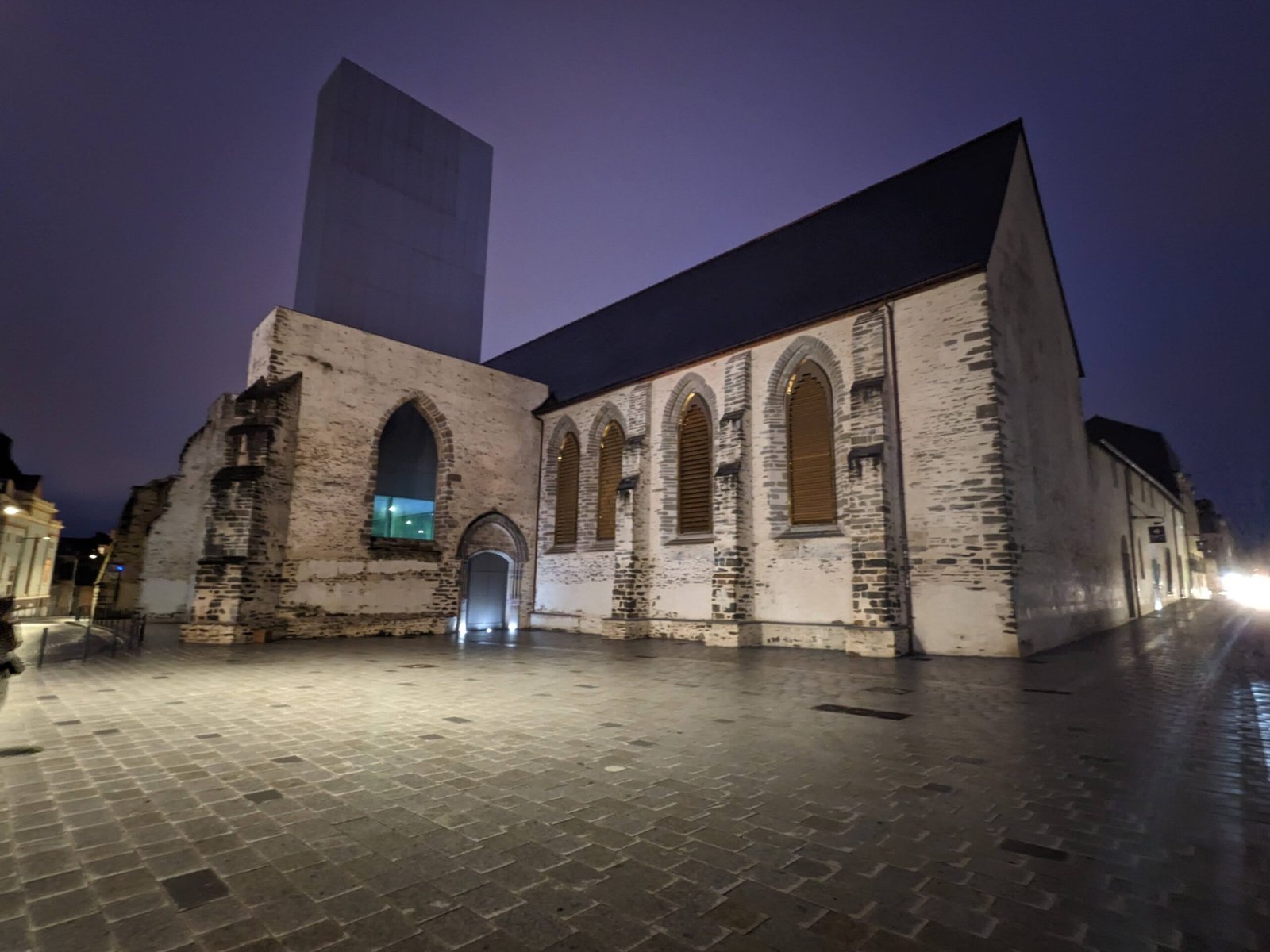 Reprises de maçonnerie et contreforts de l’ancienne église des Jacobins à Rennes